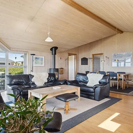 Spacious Near Fjord Ejsingholm